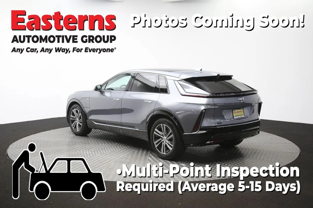 Used 2023 Gray Cadillac Luxury image 68