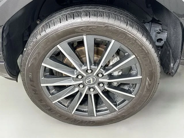 Used 2025 Black Lexus 550 Luxury+ image 32