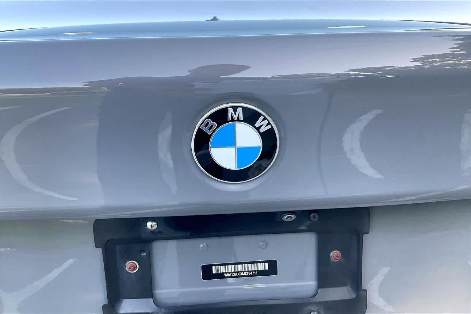 Used 2021 Bernina Grey Amber Effect Metallic BMW 530i xDrive image 32