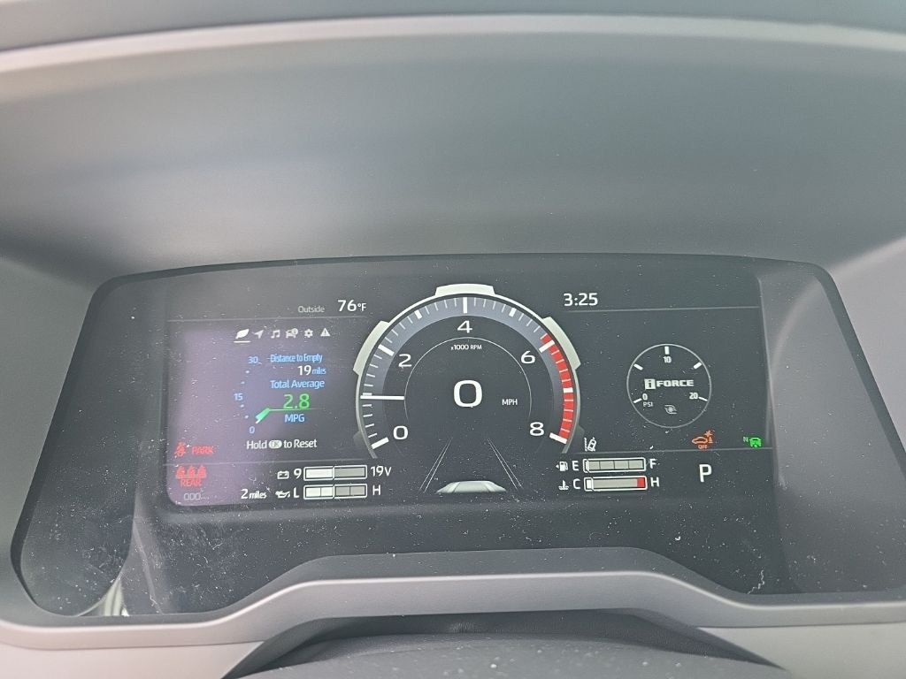 2026 Toyota Tundra Limited - Photo 19