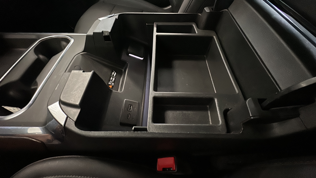Used 2025 Titanium Rush Metallic GMC SLT image 32