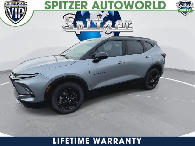 2026 Chevrolet Blazer photo 8 of 42