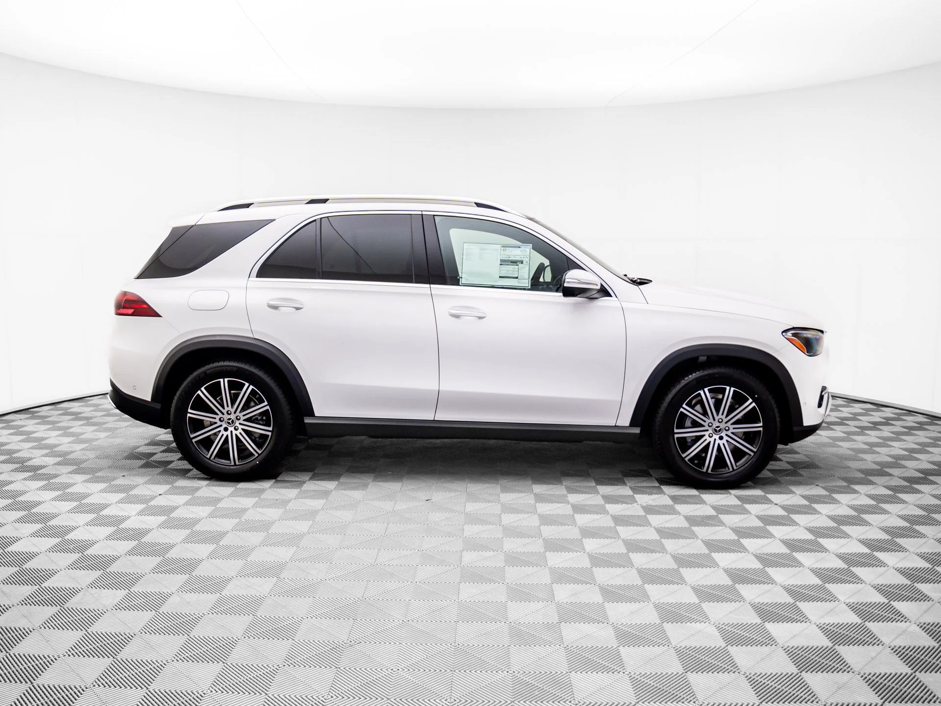 New 2026 White Mercedes-Benz GLE 350 image 6