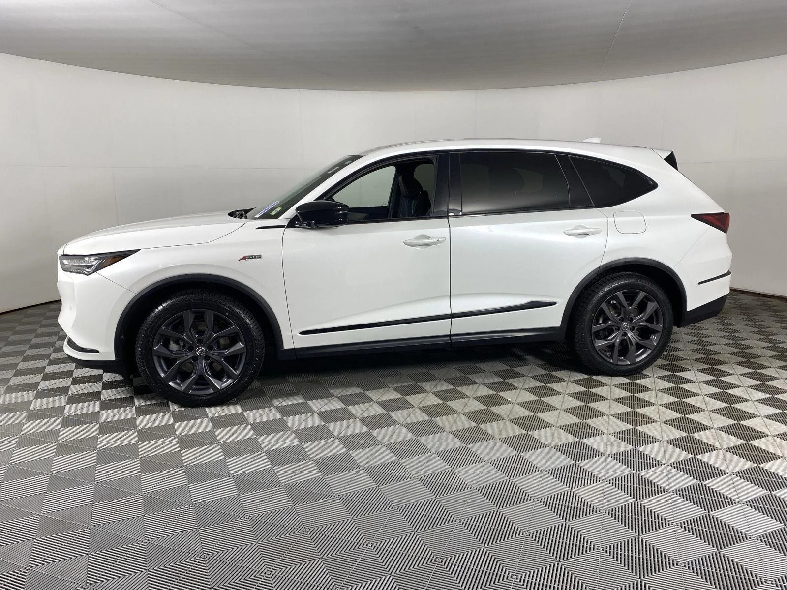 Used 2023 Platinum White Pearl Acura SH-AWD w/A-SPEC image 5