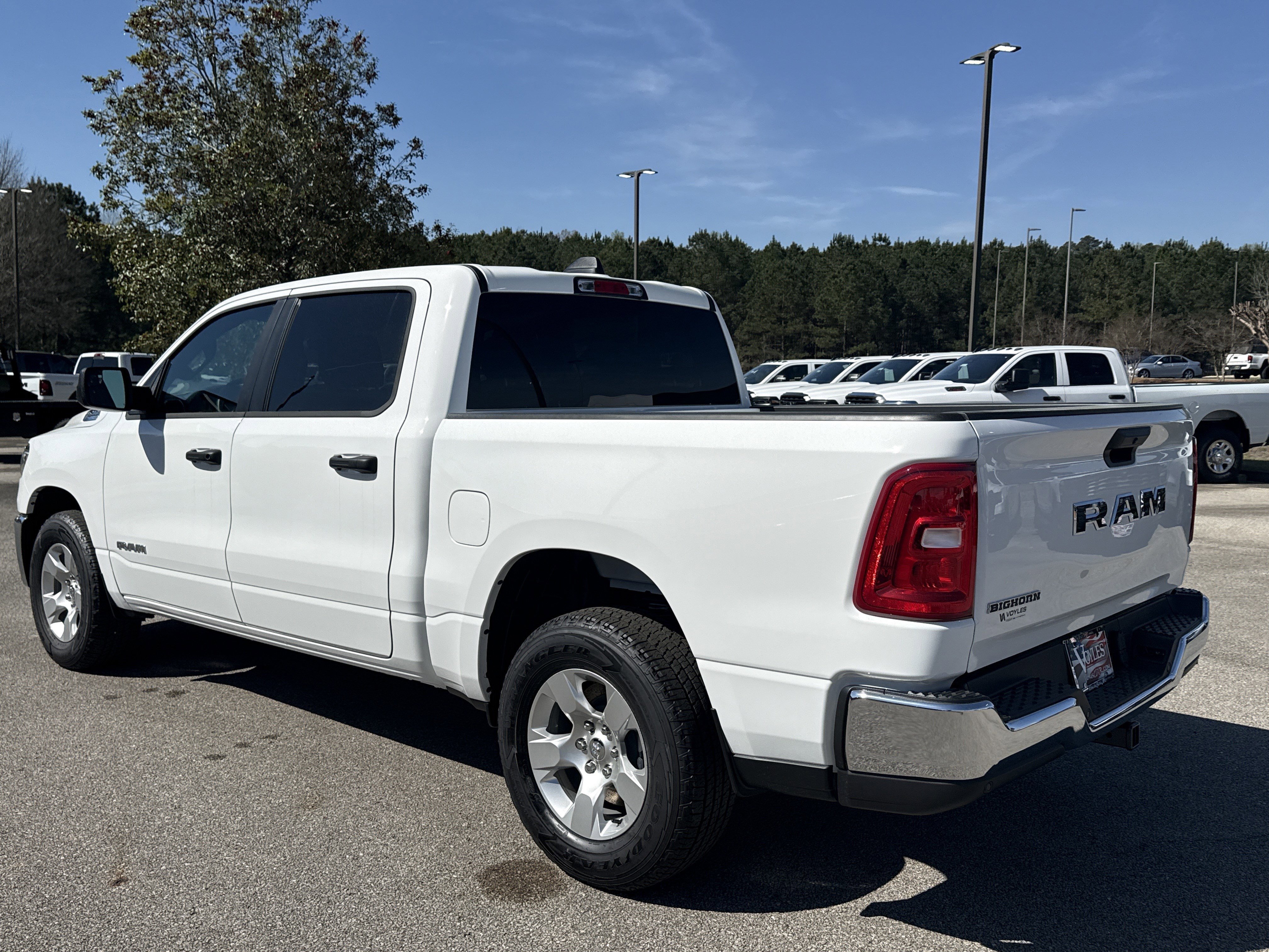 New 2026 Bright White Clearcoat RAM Big Horn/Lone Star image 5