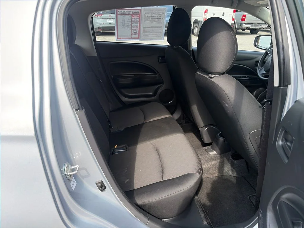 Used 2024 Silver Mitsubishi ES image 36