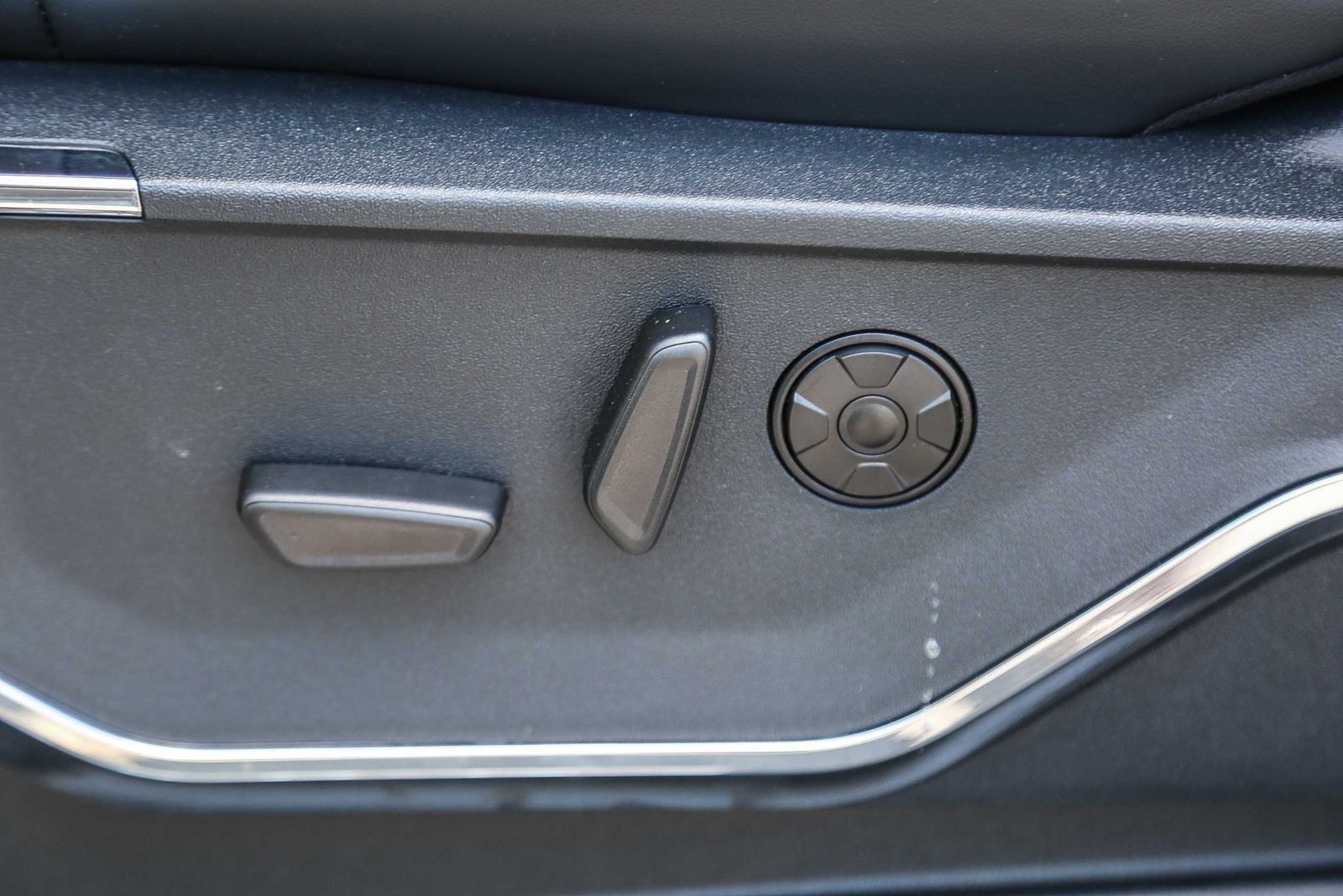 New 2026 Glacier Gray Metallic Tri-Coat Ford F-250® Platinum® image 26