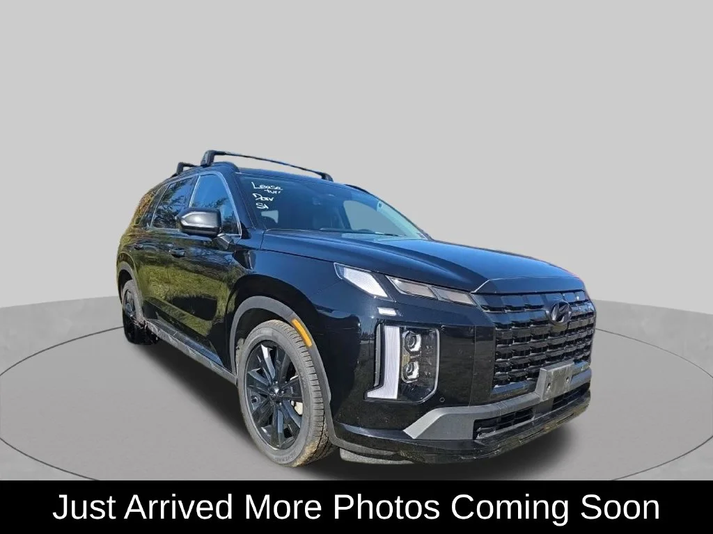 Used 2025 Black Metallic Hyundai XRT image 2