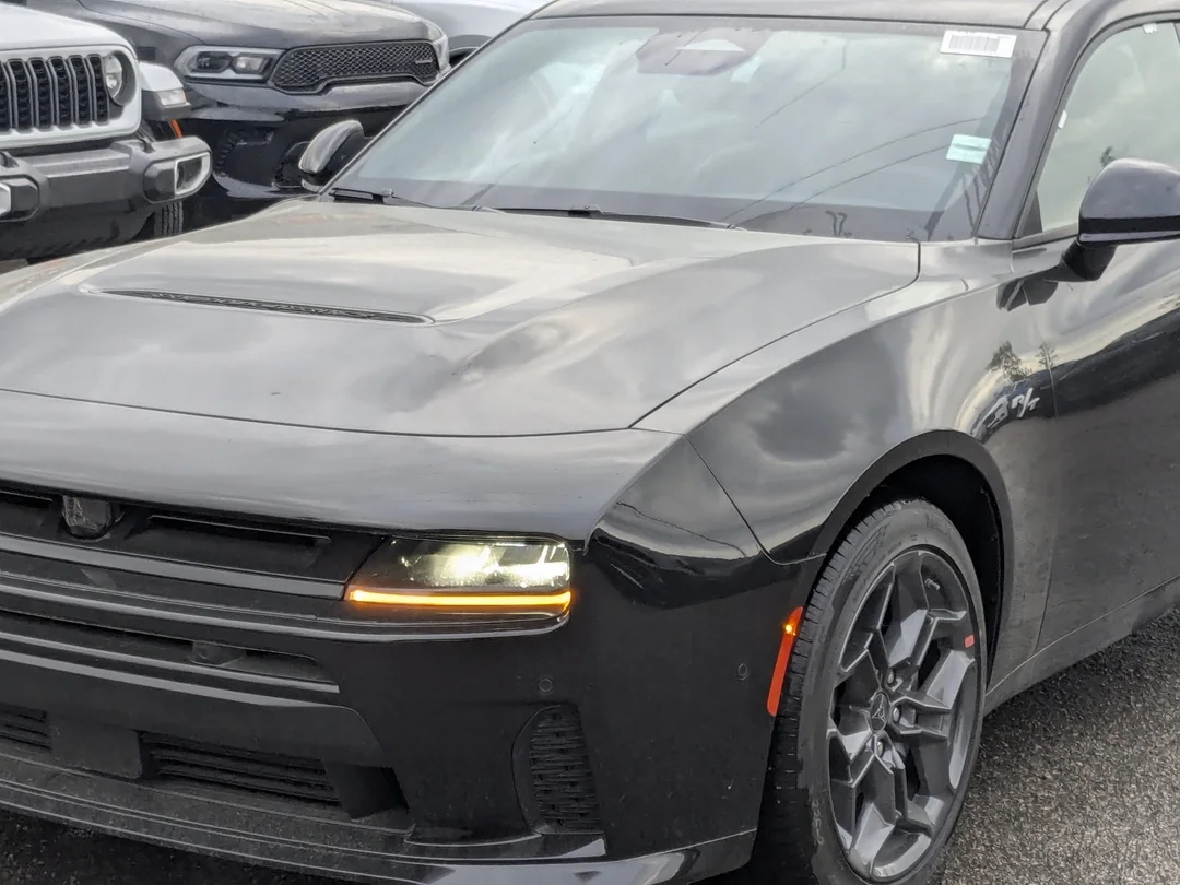 New 2026 Black Dodge R/T - - AWD - 3.0L Hurricane Twin Turbo - Blacktop Pkg - Driver Convenience Grp & More! image 10