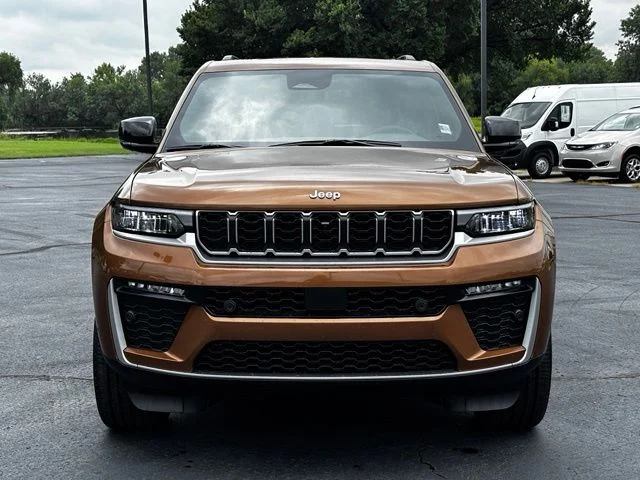 New 2026 Copper Shino Metallic Clearcoat Jeep Limited image 2