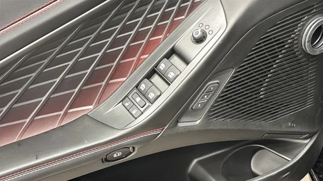 New 2026 Diamond Black Crystal Pearlcoat Dodge R/T image 22