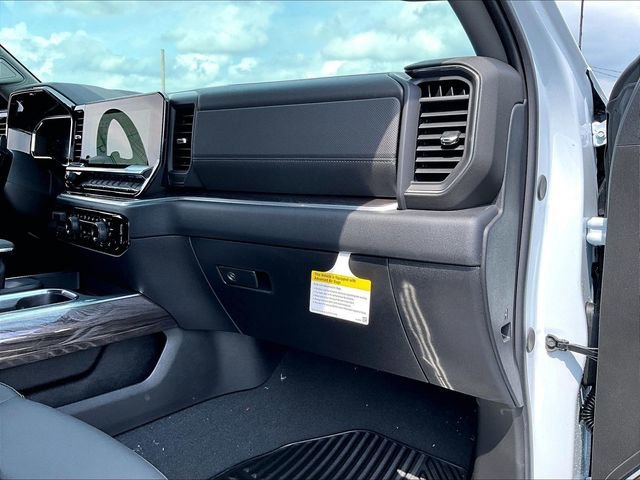 New 2026 Polar White Tricoat Chevrolet LTZ image 26