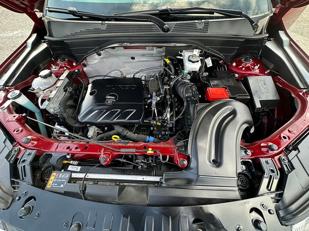 Used 2025 Red Chevrolet LT image 39