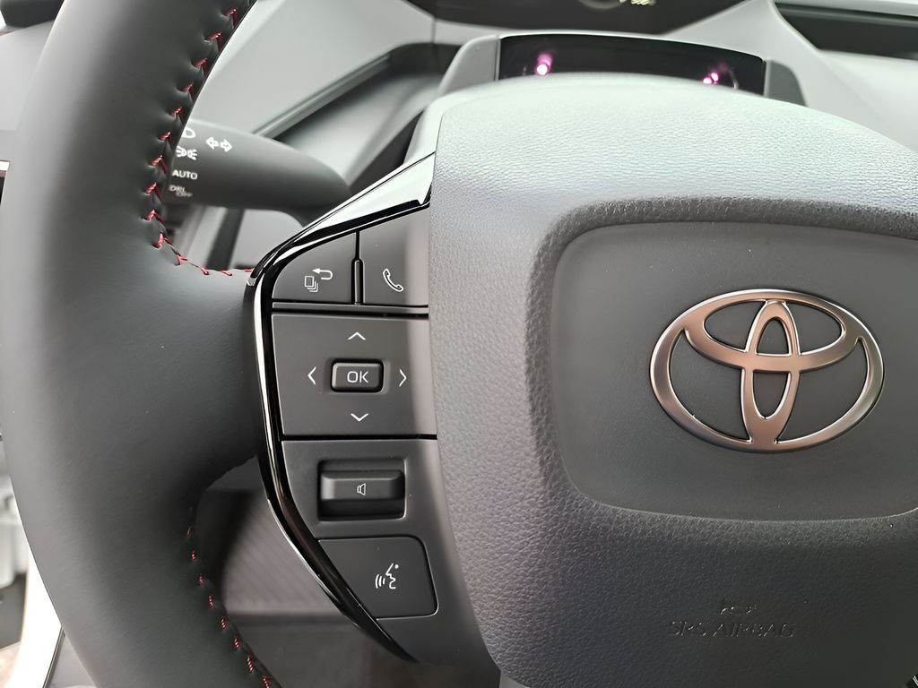 2026 Toyota Prius Plug-in Hybrid XSE - Photo 19