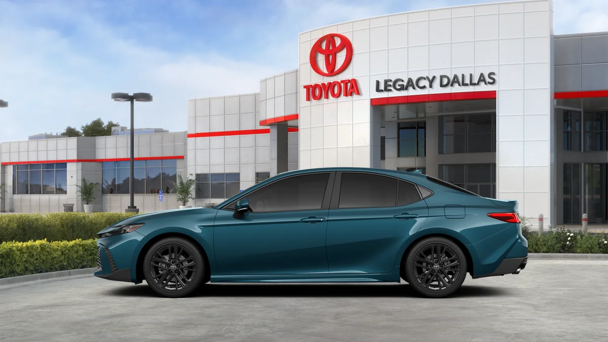 New 2026 Ocean Gem Toyota SE image 33