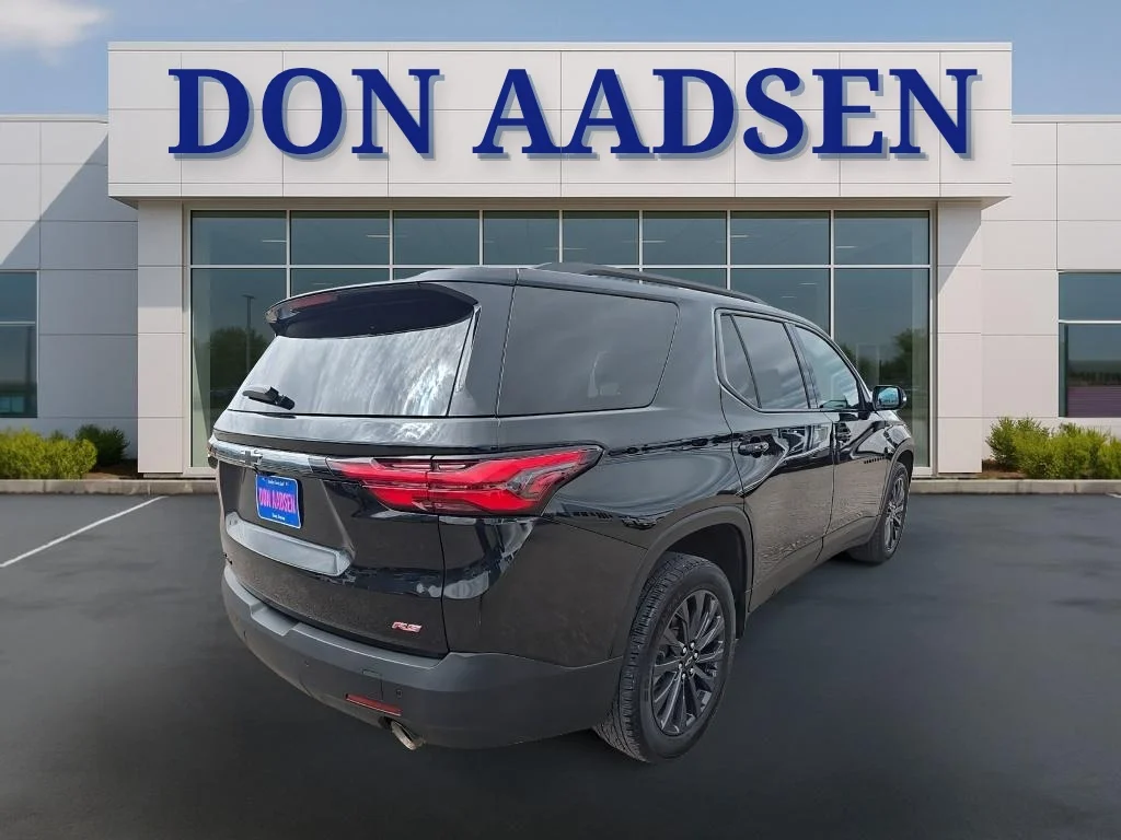 Used 2022 Mosaic Black Metallic Chevrolet RS image 7