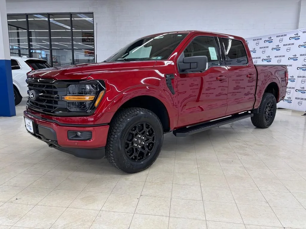 New 2026 Ruby Red Metallic Tinted Clearcoat Ford XLT image 3