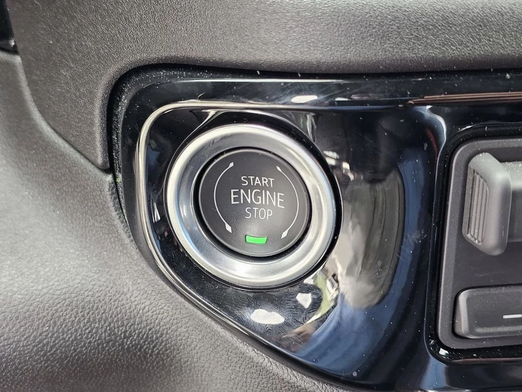 Used 2026 Black Chevrolet RST image 25