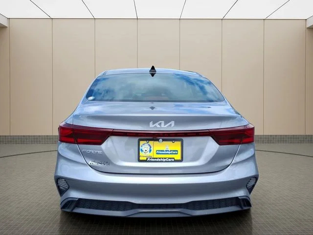 Used 2024 Gray Kia LXS image 10