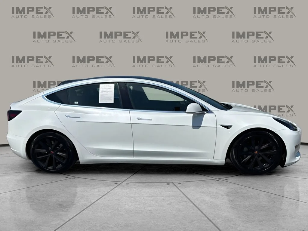 Used 2019 White Tesla Long Range image 6