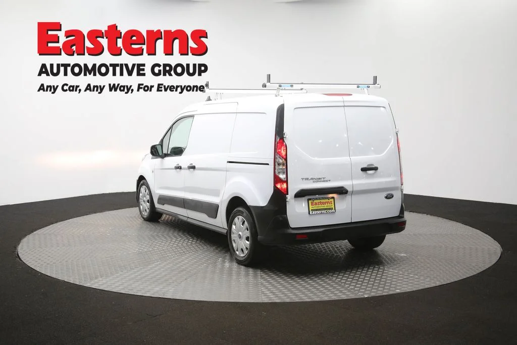 Used 2022 White Ford XL image 35