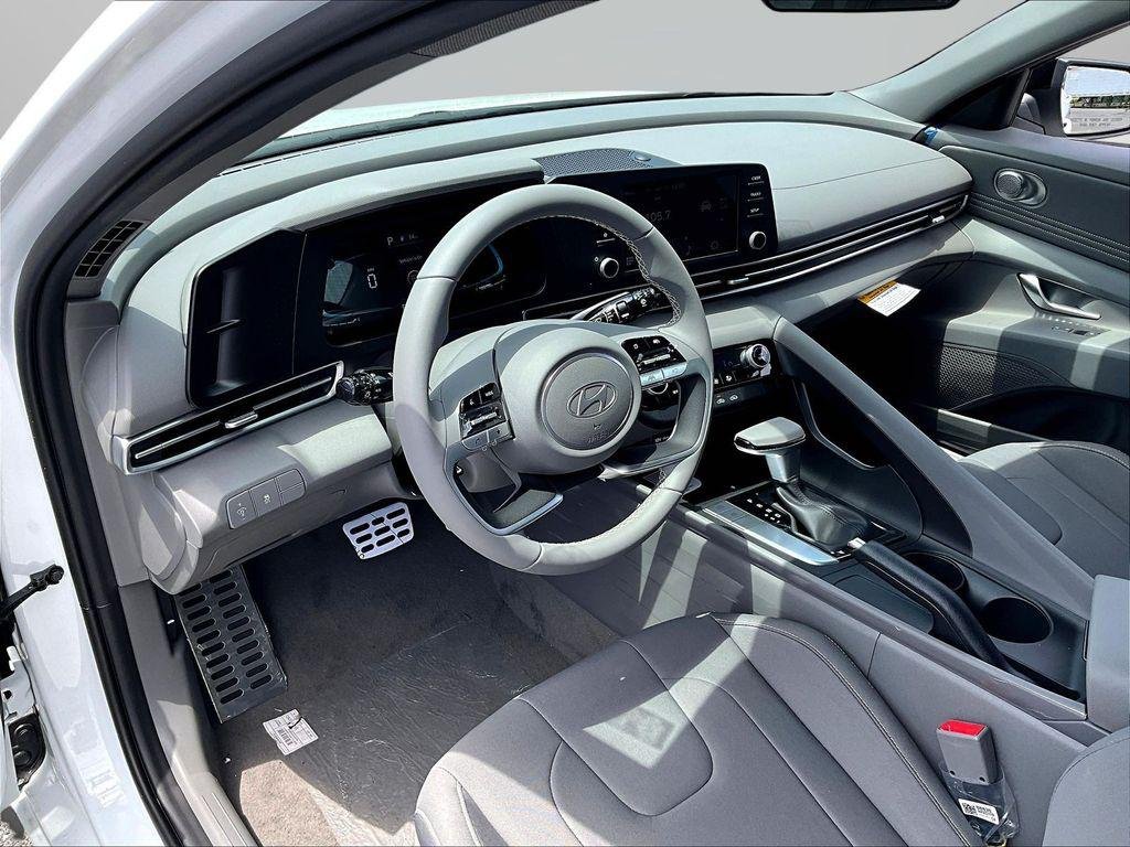 New 2026 White Hyundai SEL Sport image 7