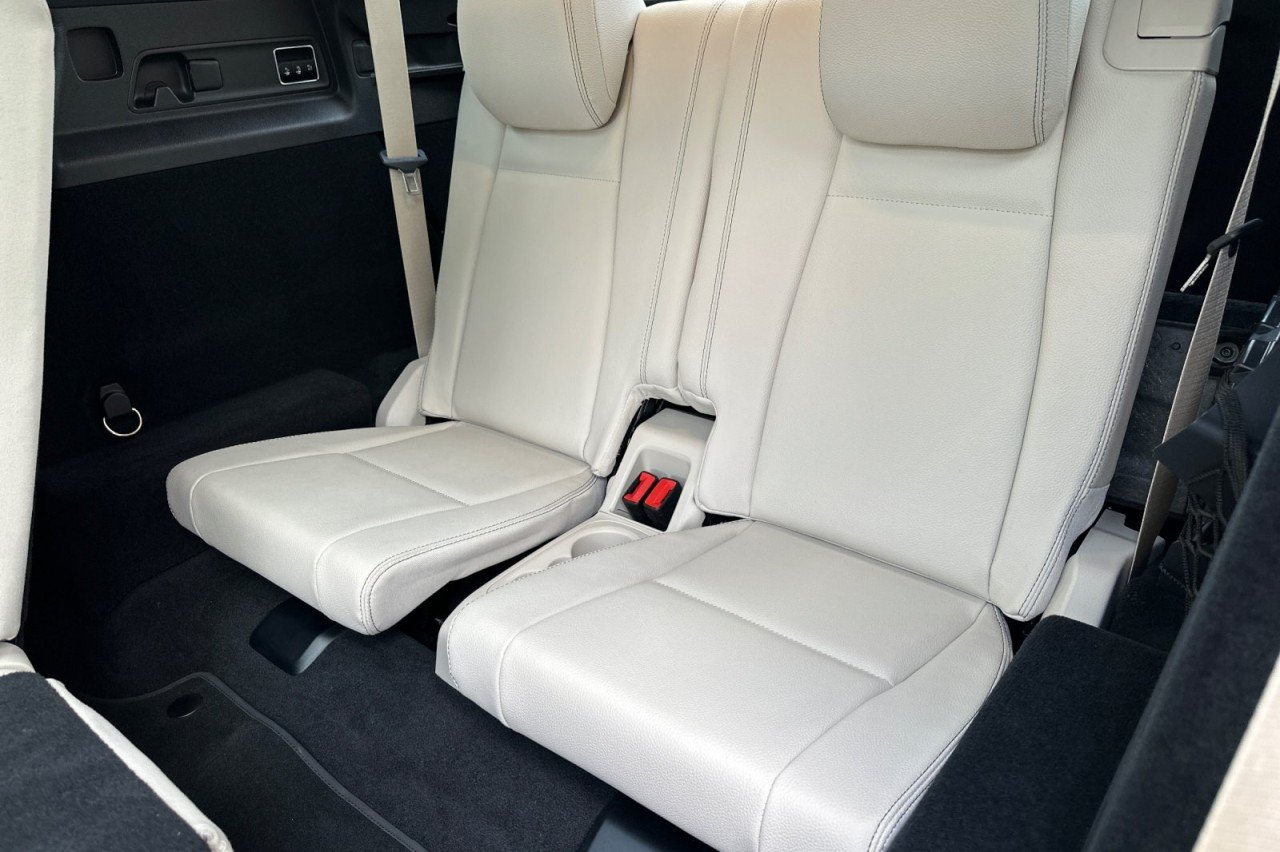 Certified Used 2024 Twilight Blue Metallic Mercedes-Benz GLE 450 image 14