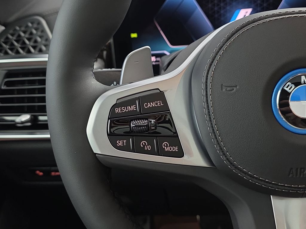 New 2026 Mineral White Metallic BMW xDrive50e image 17