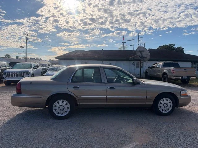 Used 2005 Tan Mercury GS image 16