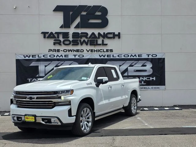 Used 2022 Beige Chevrolet High Country image 2