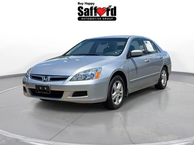 Used 2007 Silver Honda SE image 1