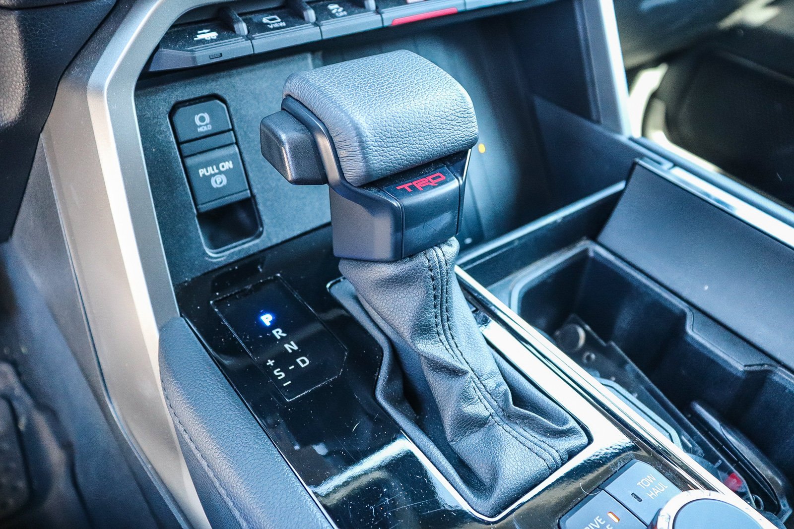 Certified Used 2023  Toyota Limited image 18