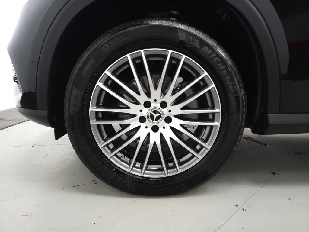 Certified Used 2026 Black Mercedes-Benz GLC 300 image 36