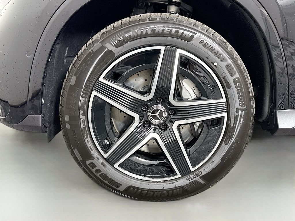 New 2026 Black Mercedes-Benz GLC 300 image 30