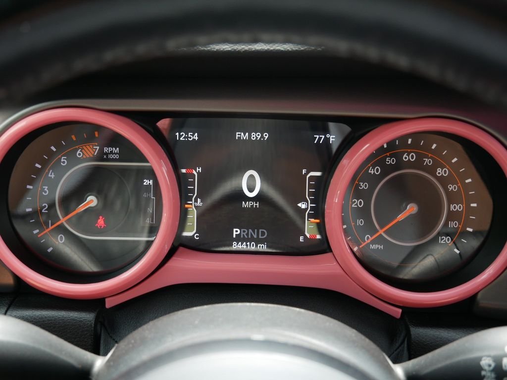 Certified Used 2020  Jeep Unlimited Sport image 21