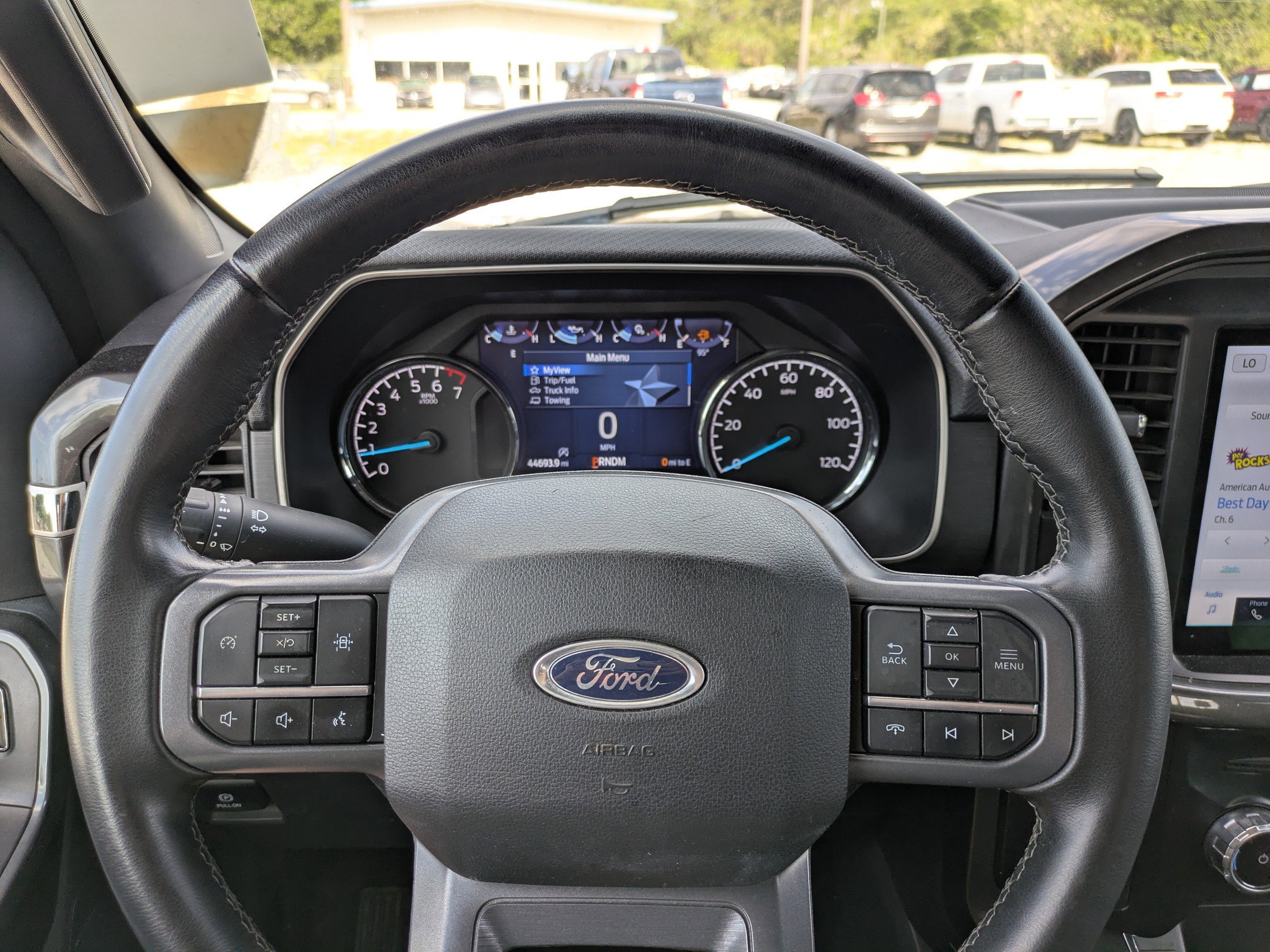 Used 2023  Ford XLT image 22