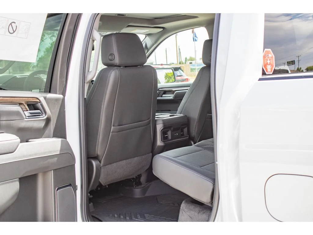 New 2026 Summit White Chevrolet LT Trail Boss image 18