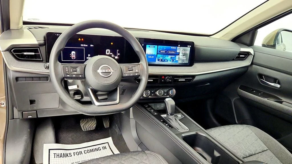Used 2025 Canyon Bronze Metallic Nissan SV AWD image 13