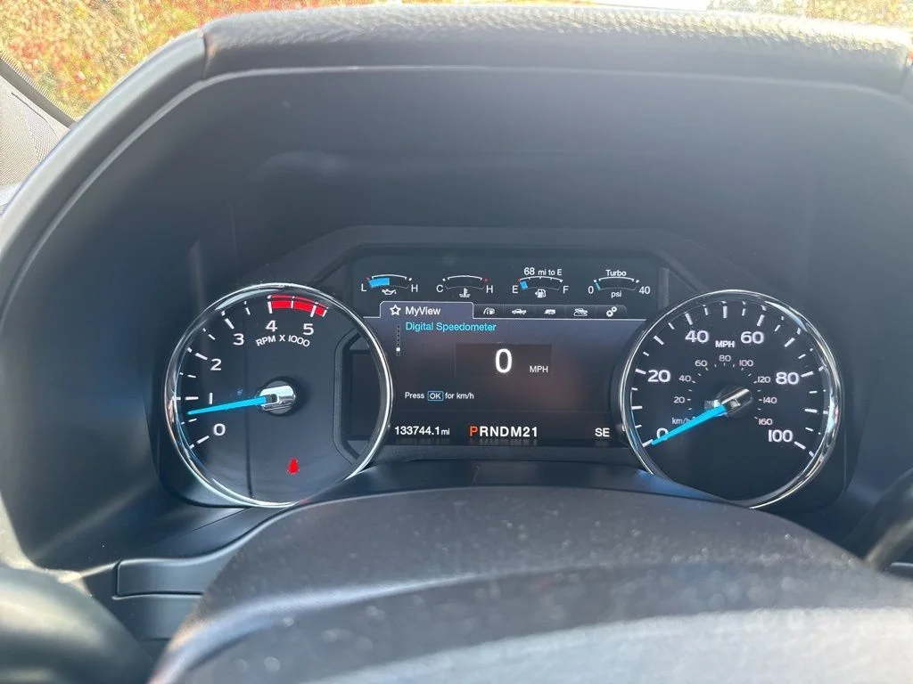 Used 2019 Ingot Silver Ford Platinum image 19