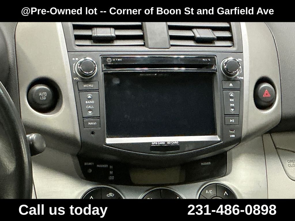 Used 2006 Black Toyota Limited image 19