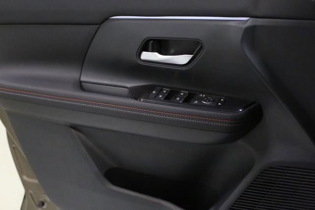 2026 Nissan KICKS SR AWD - Photo 11