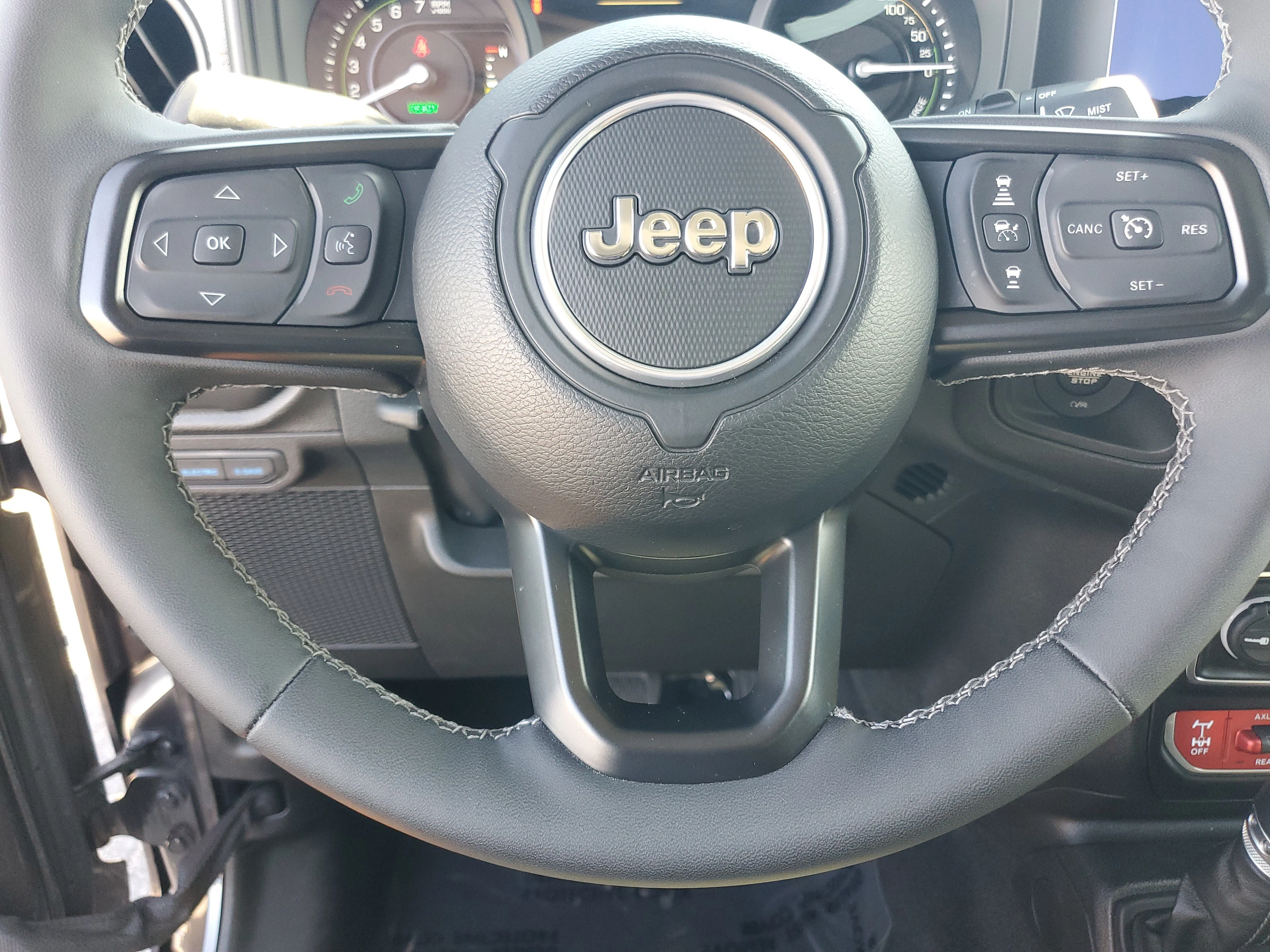 Certified Used 2025 Gray Jeep Willys 4xe image 23