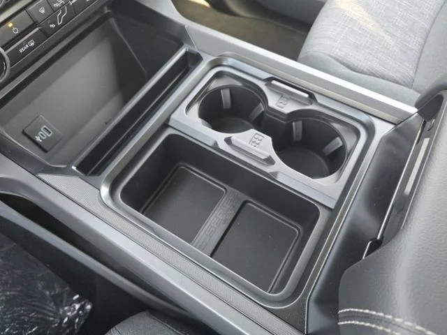 New 2026 Oxford White Ford F-250® XLT image 40