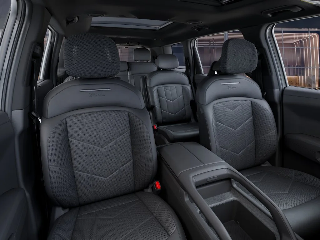 New 2027 GLACIAL WHITE PEARL Kia X-Line SX image 15