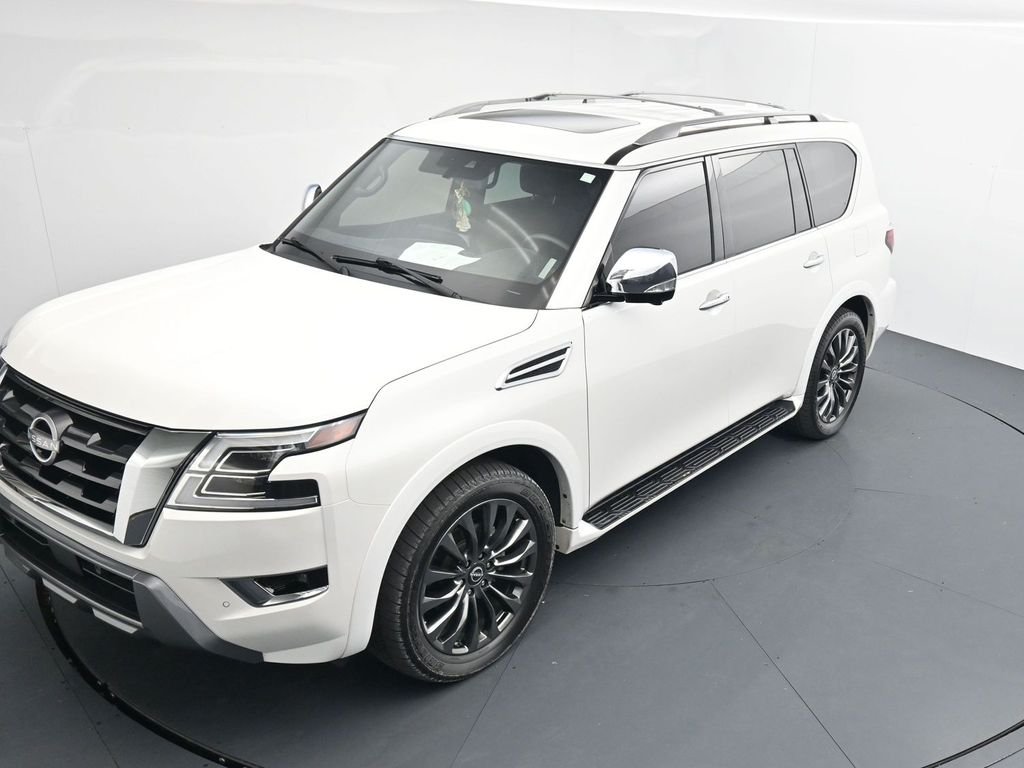 Used 2023 White Nissan Platinum image 12