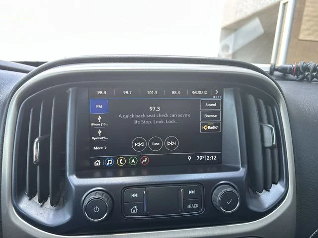 Used 2019 Black GMC Denali image 17
