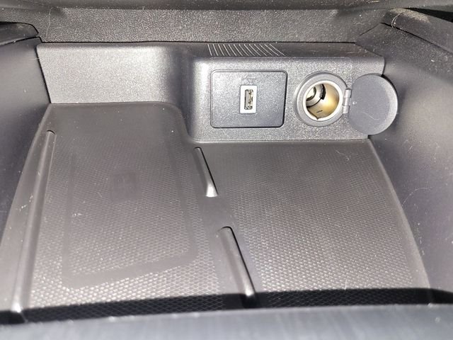 Used 2020 Blue Ford Titanium image 30
