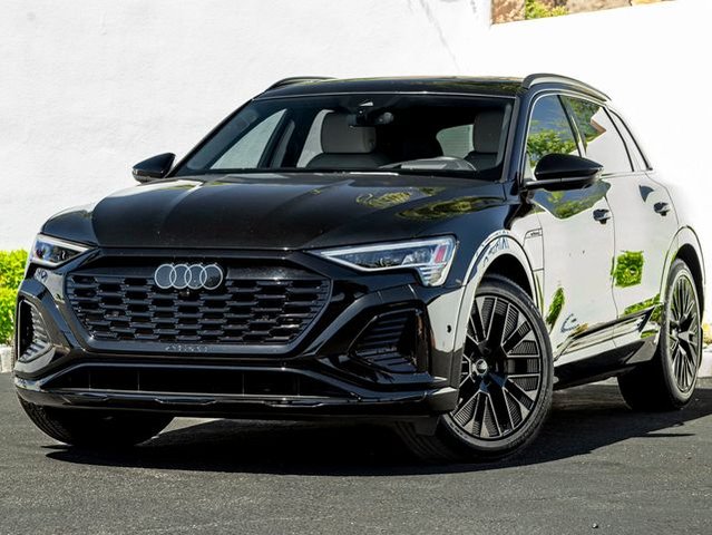 2024 Audi Q8 e-tron Prestige