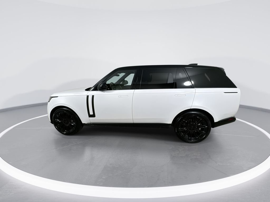 New 2026 OSTUNI PRL WHT Land Rover SE LWB image 5