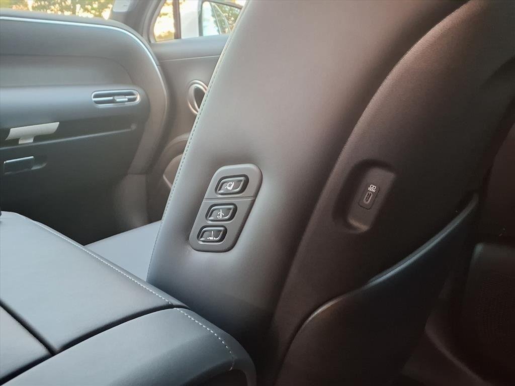 New 2026 Creamy White Pearl Hyundai Calligraphy AWD image 11